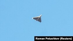 Російські військові регулярно з різних видів озброєння – ударними БпЛА, ракетами, КАБами, РСЗВ – атакують українські регіони