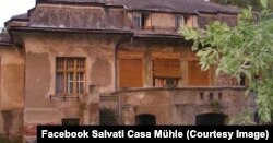 Casa Mühle de pe Bulevardul Mihai Viteazul din Timișoara înainte de a fi distrusă de clanurile rome care au obținut-o după 1989