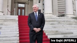 Ambasadr SAD u Srbiji, Christopher Hill