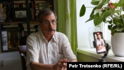 Құқық қорғаушы Евгений Жовтис