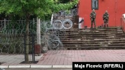 Pripadnici KFOR-a u Zvečanu, 3. jun 2023.