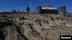 Ілюстраційне фото. Командир інженерно-саперної роти на місці зведення укріплень на Запоріжжі, березень 2024 року