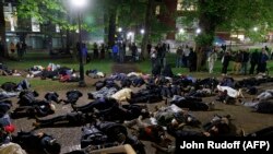 Épületfoglalással, barikáddal tiltakoznak az amerikai egyetemeken az izraeli offenzíva ellen