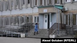 Centrul de plasament pentru refugiați ucraineni din Chișinău unde s-a depistat focarul de rujeolă a fost plasat în carantină pentru 21 de zile. 