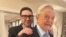 Miliardarul George Soros și fiul său Alexander la München, Germania. Poză publicată pe o rețea de socializare pe 16 februarie 2023. 