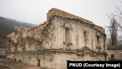 Sinagoga din localitatea Rașcov datează din anul 1749.