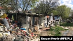 Romsko naselje bez pristupa tekućoj vodi i kanalizaciji, april 2023.