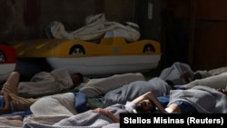 Hetvennyolcan megfulladtak, több százan eltűntek a görög partoknál hajótörést szenvedő migránsok közül