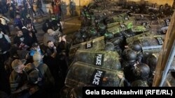 Акція протесту біля парламенту Грузії, Тбілісі, 16 квітня 2024 року