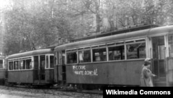 Sem „Magyar Lajost”, sem Báthory Istvánt, sem az 1956-os forradalmat nem tanítanák a jövőben a lengyel iskolásoknak történelemórán, ha végrehajtják a tervezett tankönyvreformot. Az ügyben közösen tiltakoznak magyar és lengyel történészek.