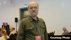 Aleksandr Skobov ni ne razmišlja da napusti Rusiju