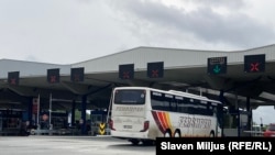 Granični prelaz Batrovci između Hrvatske i Srbije, gde je, kako su kosovske vlasti saopštile srpska policija privela mnoge građane Kosova. 17. aprila 2024.