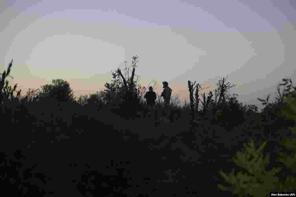 Ukrajinski zvaničnici kažu da su u dobroj poziciji da nastave dalje na istoku, gdje analitičari sugeriraju da Kijev namjerava zadržati ruske trupe uključene dok traži prodore u drugim dijelovima zemlje. &nbsp;