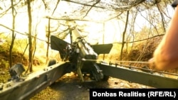 «Гіацинти» до 24 лютого 2022 року були на озброєнні українських артбригад. Станом на зараз – це вже доволі рідкісна гармата: через втрати, знос стволів та брак специфічних боєприпасів