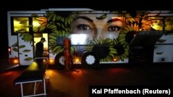 High-Tech autobus, spas za ranjene ukrajinske vojnike