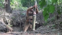 Exkluzív felvételek a frontvonalban harcoló ukrán aknavető egységről 