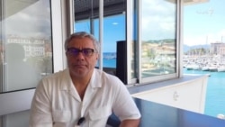 رسول‌اف در گفت‌وگو با رادیوفردا: ایران فرهنگی می‌تواند ایران جغرافیایی را از آن خود کند
