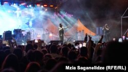 U glavnom gradu Gruzije su se okupile hiljade ljudi.