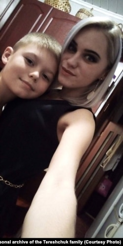 Олександр Терещук з сестрою Мариною. Фото з особистого архіву родини