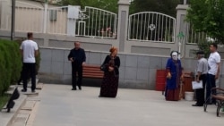 Diňle: Lebapda partiýa we gurama agzalygyndan çykmak isleýän býujetçilere haýbat atylýar