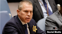 ისრაელის მუდმივი წარმომადგენელი გაეროში გილად ერდანი უშიშროების საბჭოს სხდომაზე. ნიუ-იორკი, 2023 წლის 30 ოქტომბერი