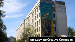 Мурал створити на одній із адміністративних будівель парламенту