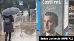 Bilbord kandidata Alekse Bečića.