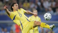 "Sporti është politikë": Futbollisti ukrainas bëhet mjek ushtarak