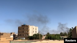 Dim iznad Omdurmana, Sudan, 4. juli