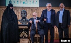 مراسمی که اسفند ۱۳۹۵ برای تقدیر از محمد مهرآیین در کتابخانه ملی ایران با حضور با حضور حسن غفوری‌فرد، اسدالله بادامچیان، محسن رفیقدوست و برخی مسئولان ورزشی برگزار شد