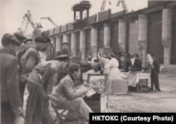 Архівне фото будіництва Каховської ГЕС