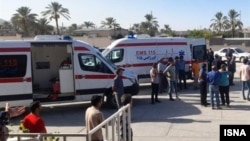 Iznenadni porast obolevanja u školama u iranskom gradu Komu izazvao je gnev javnosti uz optužbe vlade za nemar.