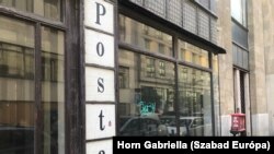 A meghirdetett ingatlanok közül a második legnagyobb: a volt posta a Dorottya utcában. Az ingatlan területe 301 négyzetméter, a legalacsonyabb eladási ár 264.125.000 forint