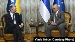 Ministrar komunikacija i transporta Bosne i Hercegovine Edino Forto i ministar građevinarstva, saobraćaja i infrastrukture Srbije u tehničkom mandatu Goran Vesić na sastanku u Beogradu, 7. marta 2024. 