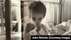 Fotografie cu un copil din unul dintre dosarele care au ajuns la procurorii Parchetului General.