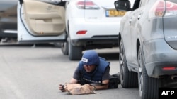 Израилдин Сдерот шаарындагы журналист. 