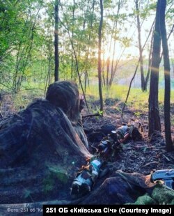 В 22 роки «Кальміус» вже став командиром взводу