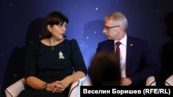 Лаура Кьовеши и Николай Денков