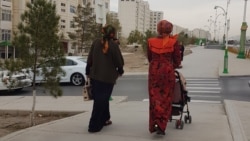 Diňle: Salam, Dogan! Öýsüzlik meselesi 'ulalýar', häkimiýetler 'göz ýumýar'