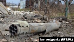 За даними прокуратури, внаслідок обстрілів були також пошкоджені приватні будинки, автомобіль і лінії електропередач (фото ілюстративне)