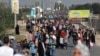 Колоната от палестински цивилни, които напускат домовете си в Северна Газа в сряда
