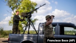 Антидроновий підрозділ шукає російські безпілотники на Авдіївський напрямку, 6 травня 2024 року