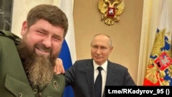 Глава Чечни Рамзан Кадыров и президент России Владимир Путин. Архивное фото из телеграм-канала Кадырова