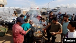 Jeta në kamp e palestinezëve të zhvendosur 