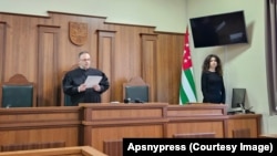 Судья Беслан Берулава оглашает приговор