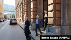 Senaid Memić ispred suda u Sarajevu, 22. oktobar 2023. 