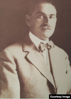 Consilier personal al Regelui Ferdinand și prieten al Reginei Maria, Prințul Barbu Stirbey a stat alături de familia regală în toată perioada de la Iași.