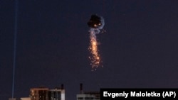 Безпілотники летіли у різних напрямках, протиповітряна оборона працювала у щонайменше шести областях України.