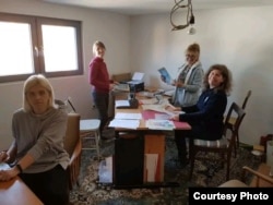 Команда, яка робила україно-німецькі книжечки