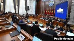 Жогорку Кеңеш. Архив.